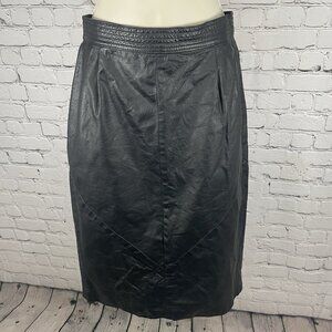 VTG Siena Black Leather Pleated Back Slit Lined Straight Skirt Size 8 (26x26.5)